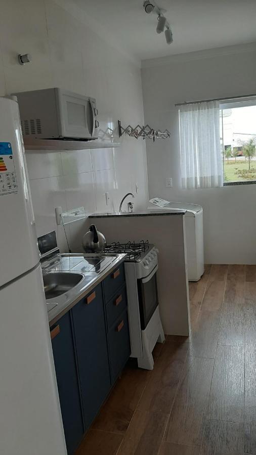 Inteiro E Completo Em Moderno E Confortavel
