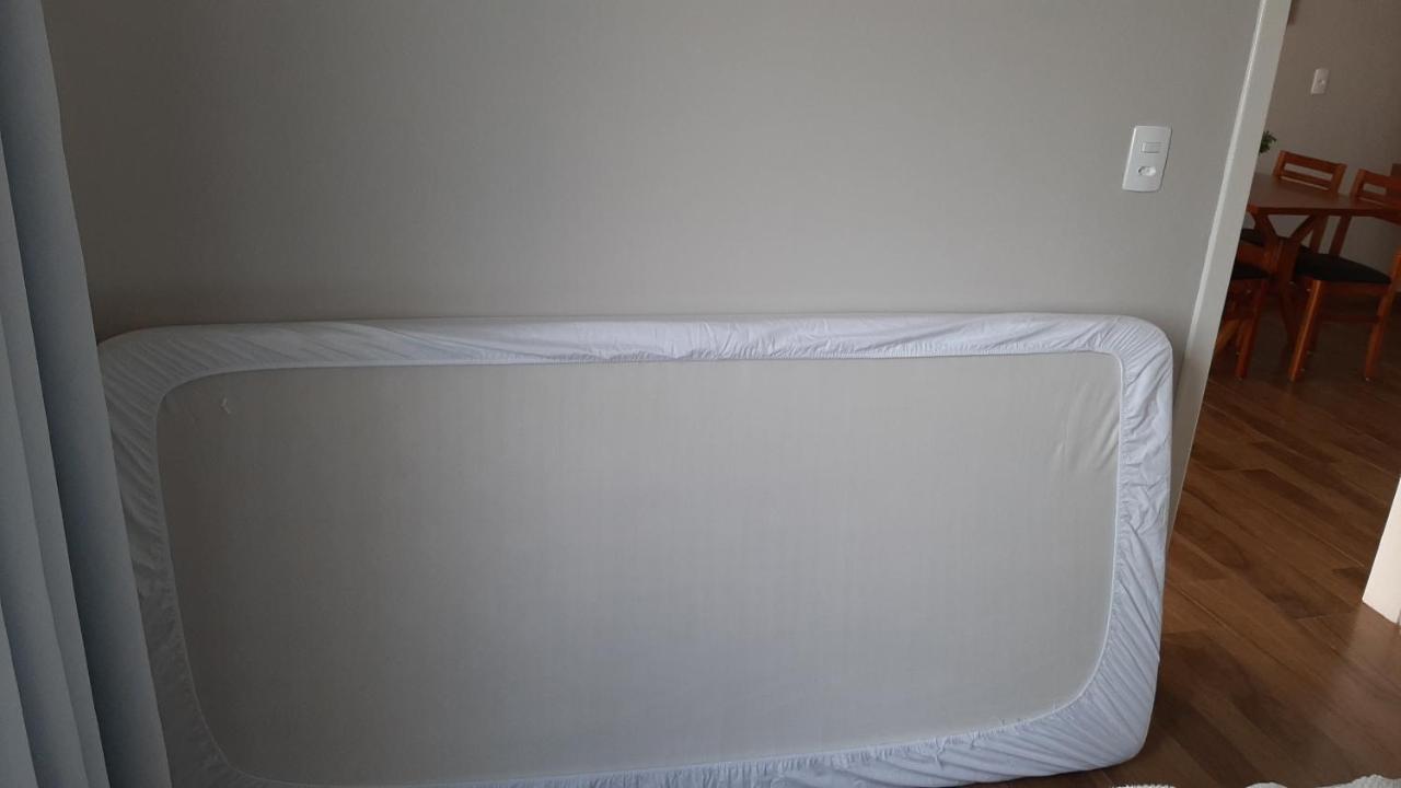 Inteiro E Completo Em Moderno E Confortavel